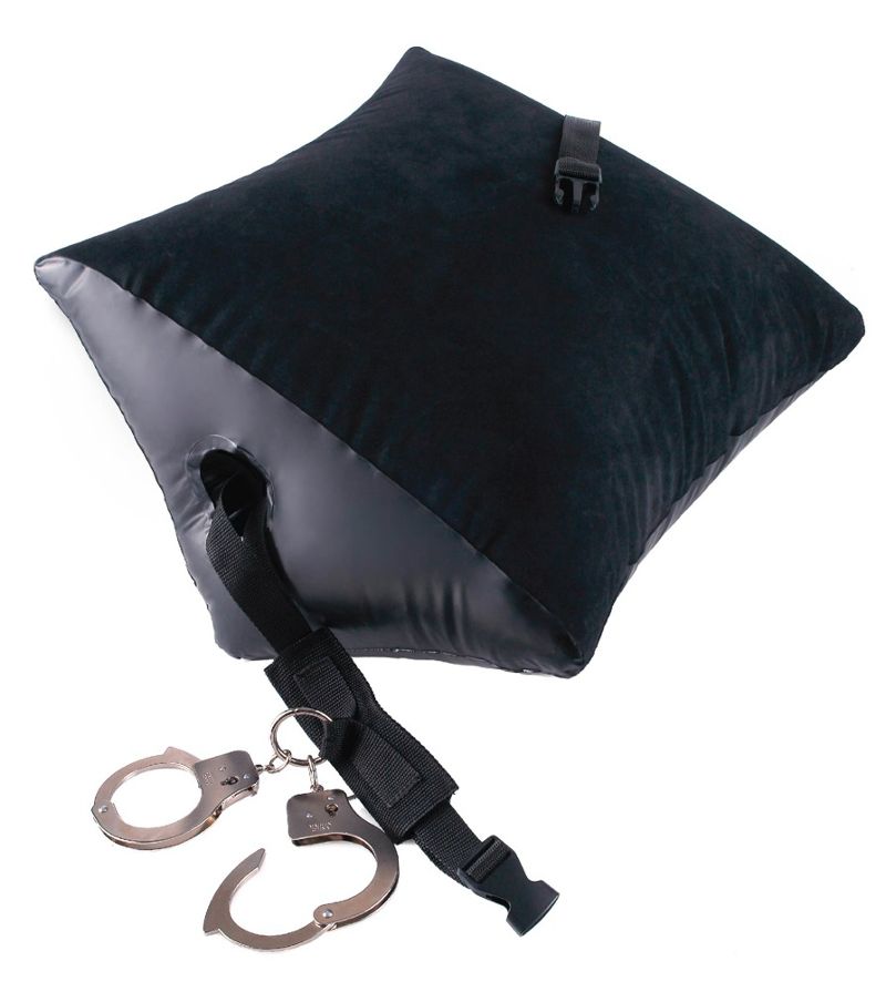 Bondage kussen met handboeien